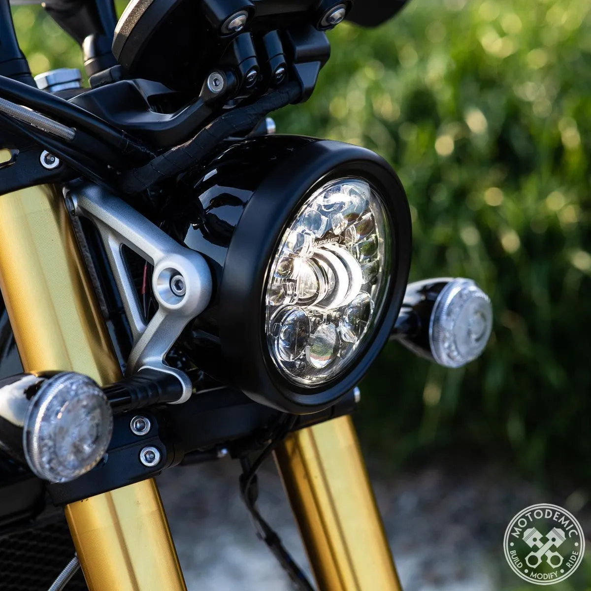 Motodemic Adaptive LED Headlight for Triumph Scrambler 1200